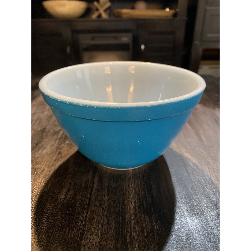 Vintage PYREX Blue Trade Mark 401-1 1/2 Pint Mixing Bowl Made in USA Primary - Picture 4 of 7